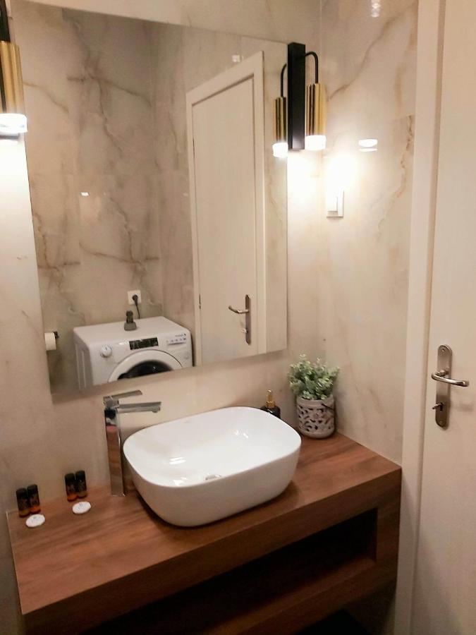 Sitia City Center Luxury Apartment Екстер'єр фото