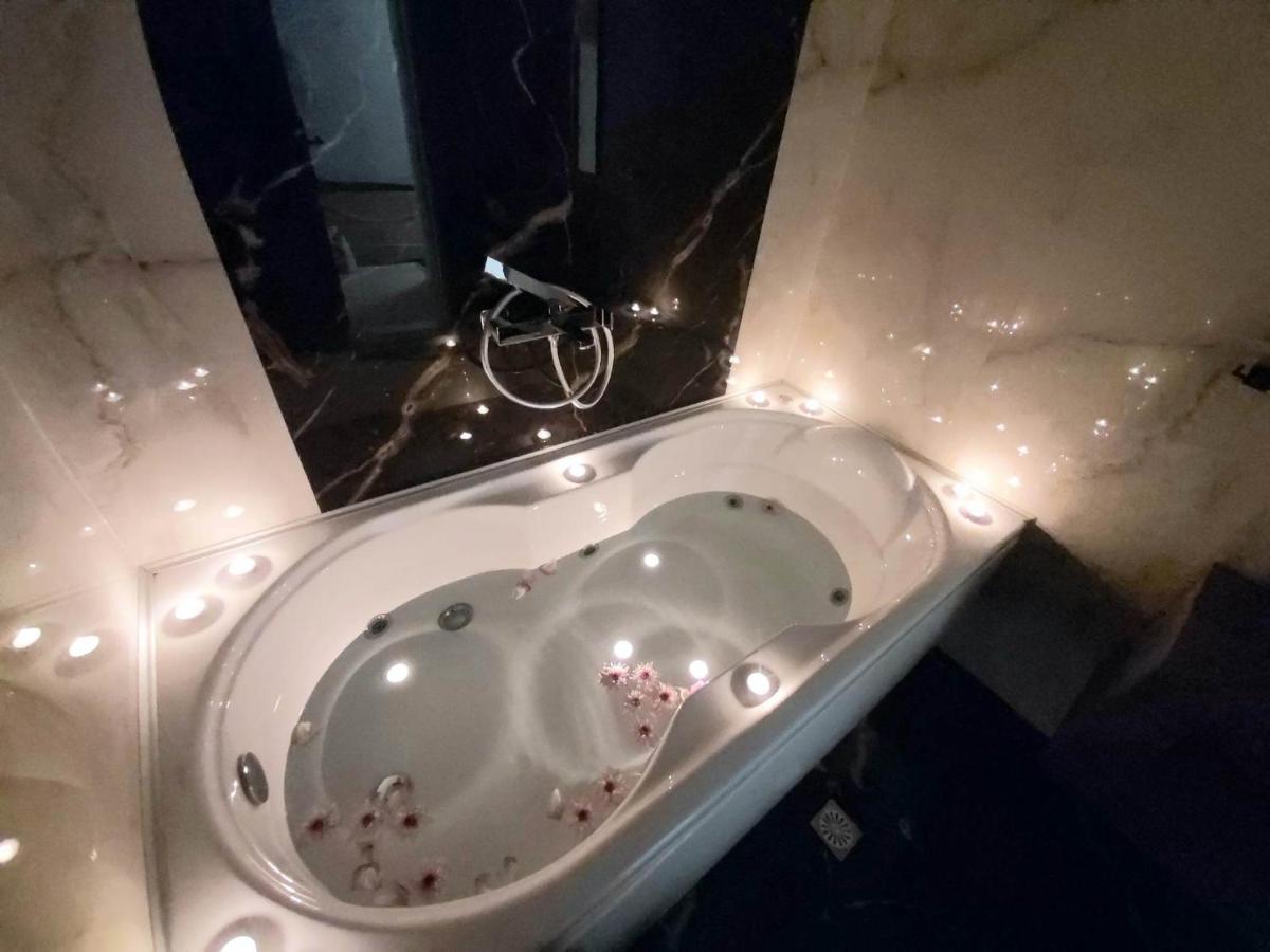 Sitia City Center Luxury Apartment Екстер'єр фото